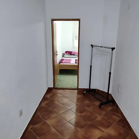 Niceplace Apartment